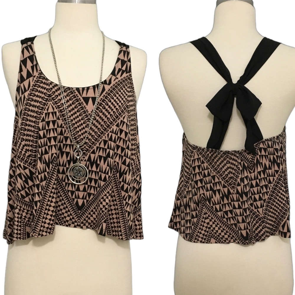 Geometric Print Crop Top